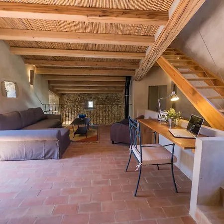 El Salt De La Reina Holiday home Palau Saverdera
