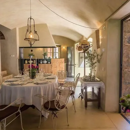 Holiday home El Salt De La Reina